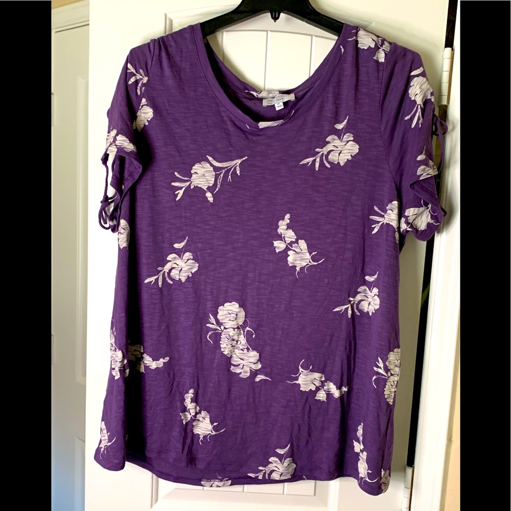 Dia & Co. 4X purple and white floral top.